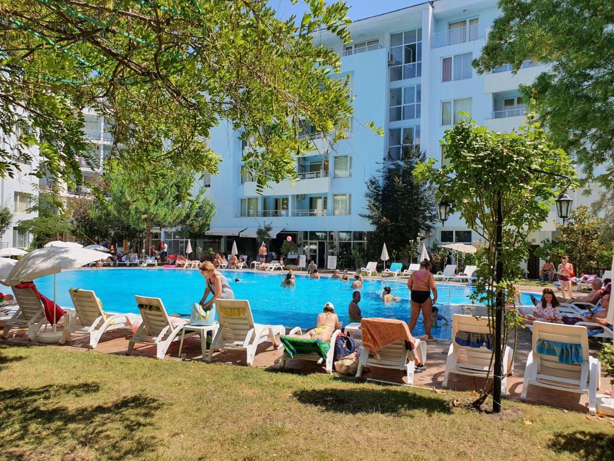 סאני ביץ' Yassen Holiday Village מראה חיצוני תמונה