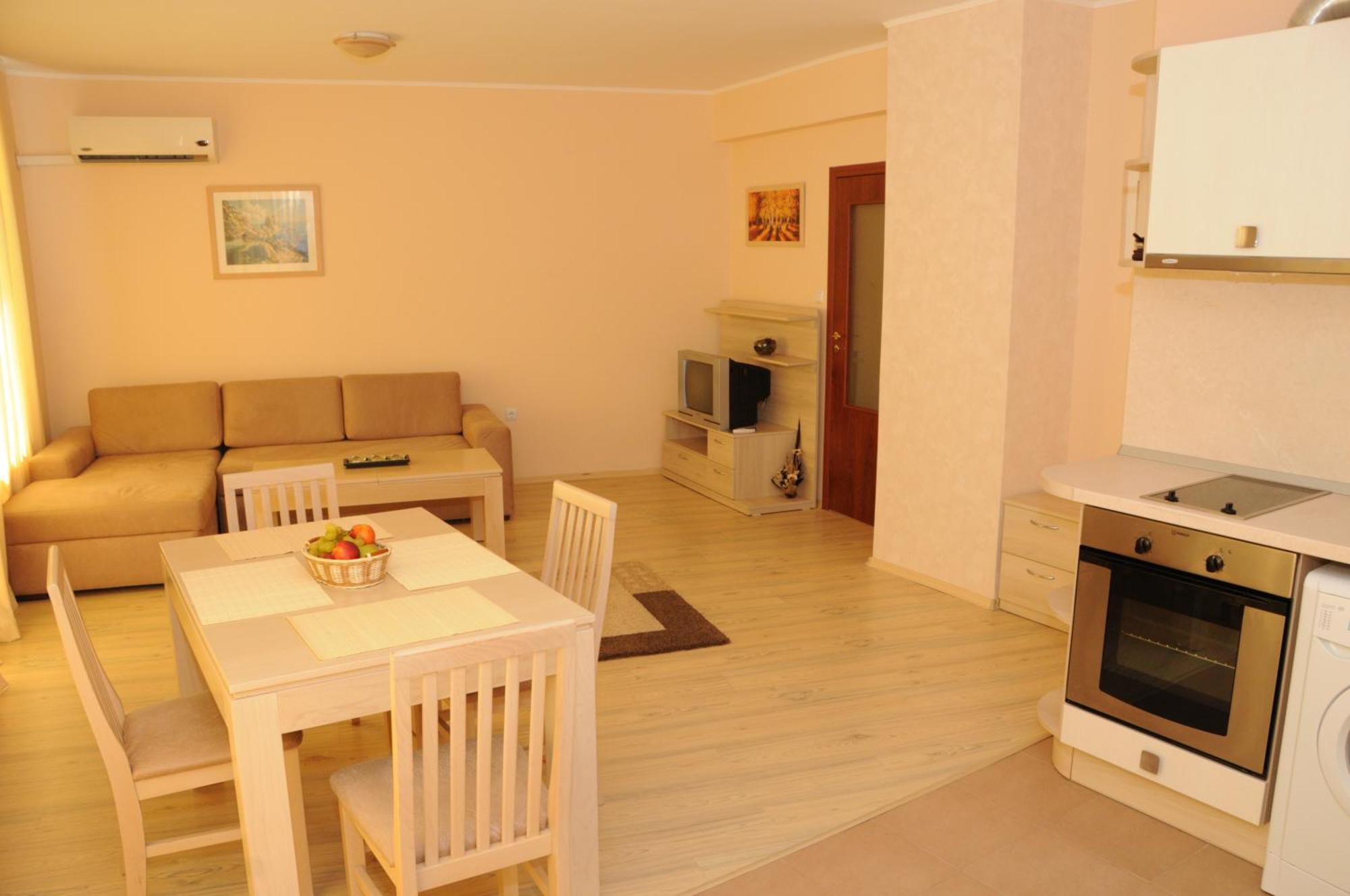 סאני ביץ' Yassen Holiday Village מראה חיצוני תמונה