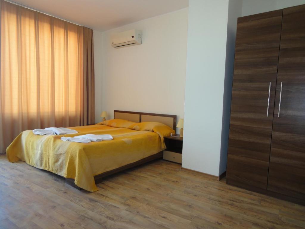 סאני ביץ' Yassen Holiday Village חדר תמונה