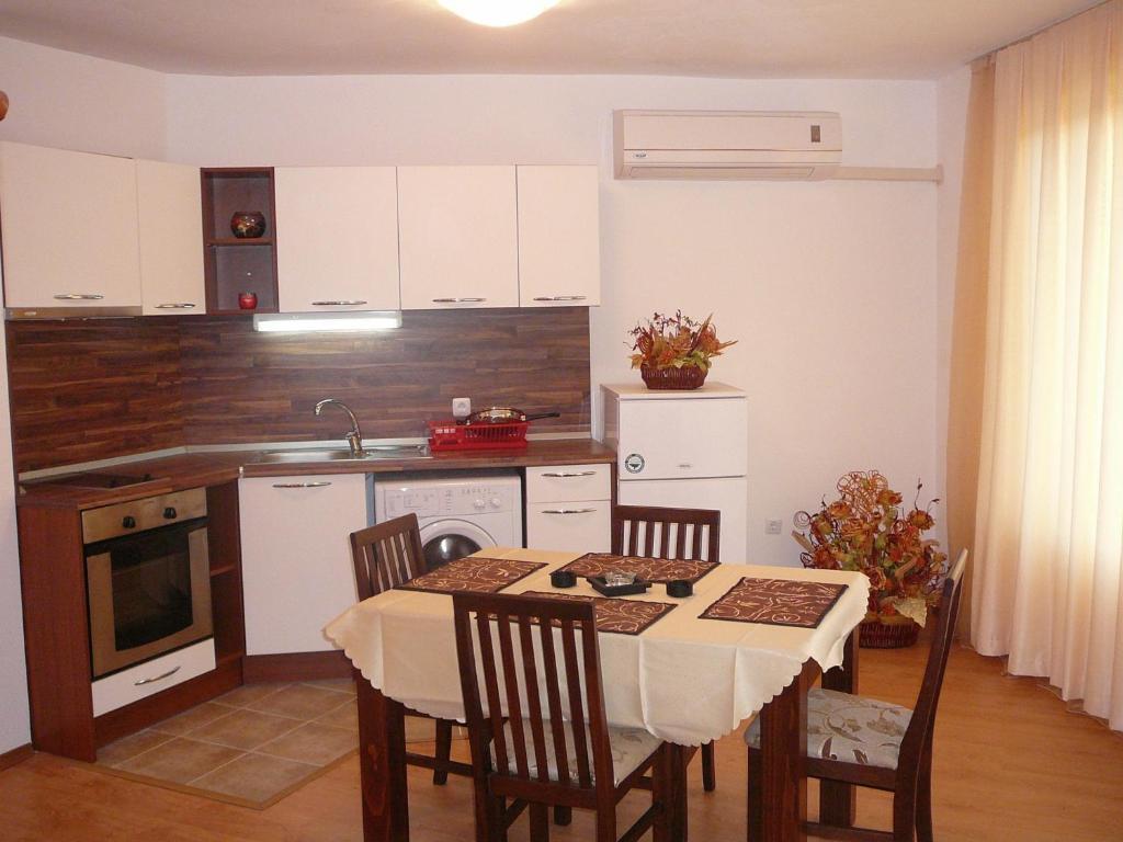 סאני ביץ' Yassen Holiday Village מראה חיצוני תמונה