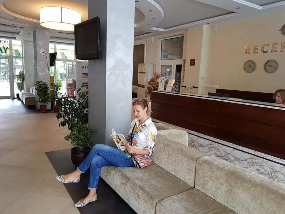 סאני ביץ' Yassen Holiday Village מראה חיצוני תמונה